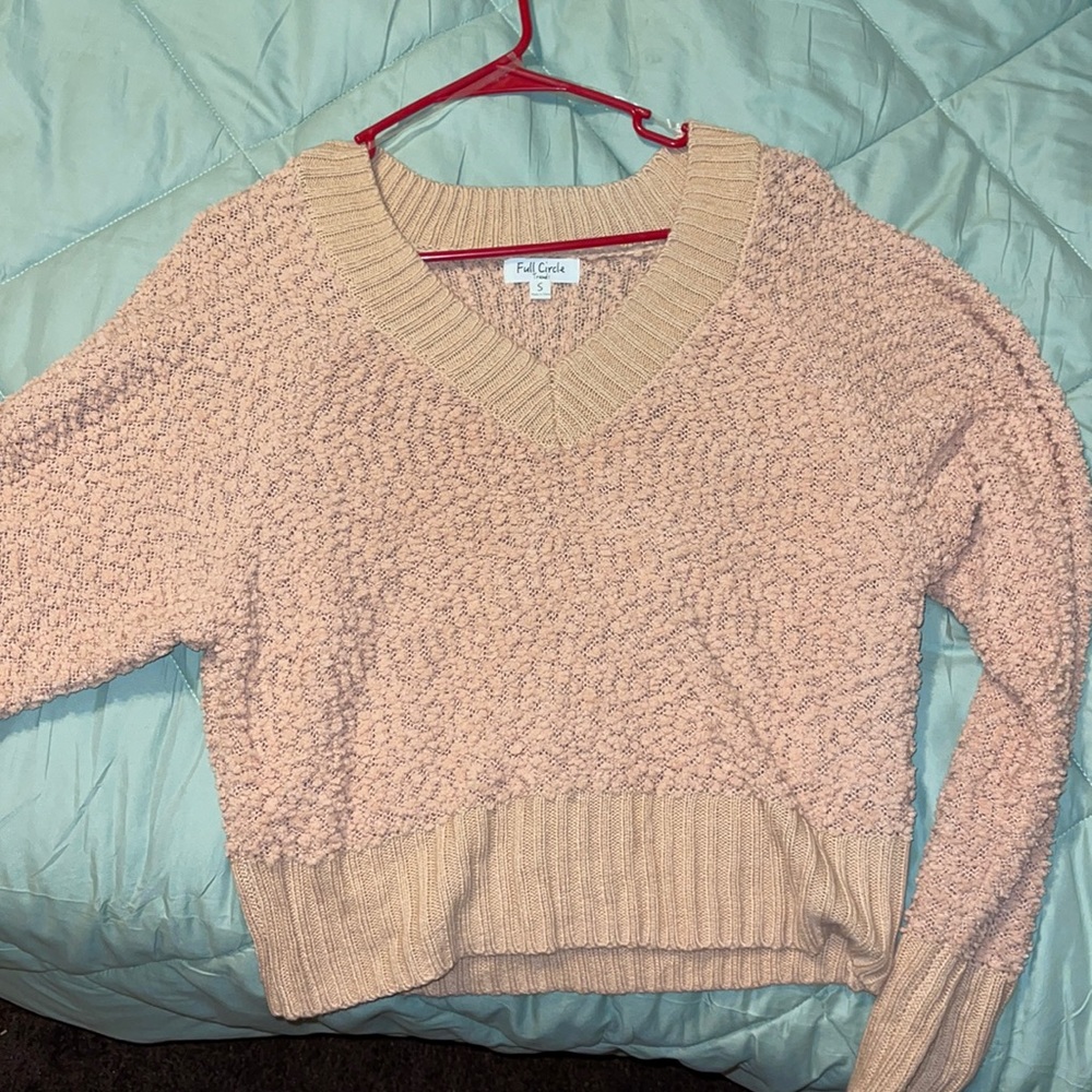 Peachy/Pink Semi Cropped Light Sweater